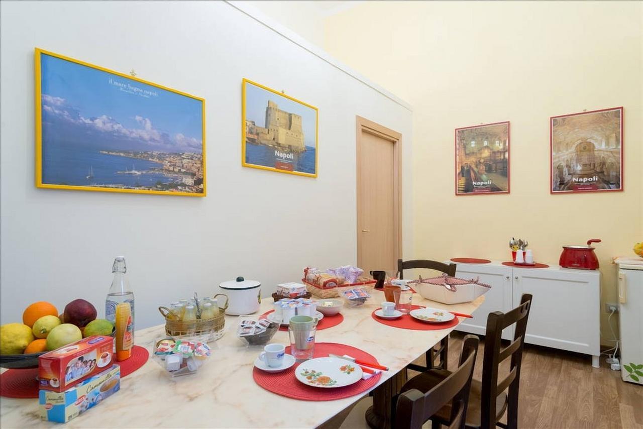 נאפולי Bed And Breakfast Casa Mariella מראה חיצוני תמונה